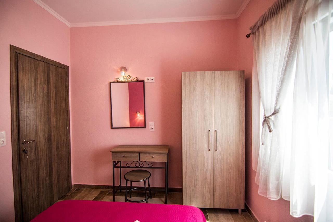 Christodoulos Eleftheria House เนอาวรัสนา ภายนอก รูปภาพ