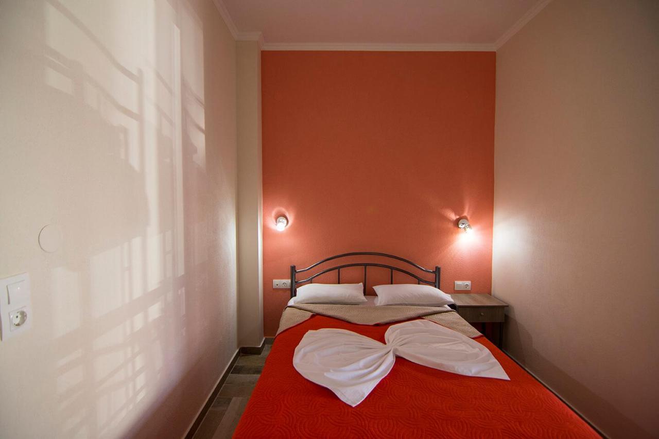 Christodoulos Eleftheria House เนอาวรัสนา ภายนอก รูปภาพ