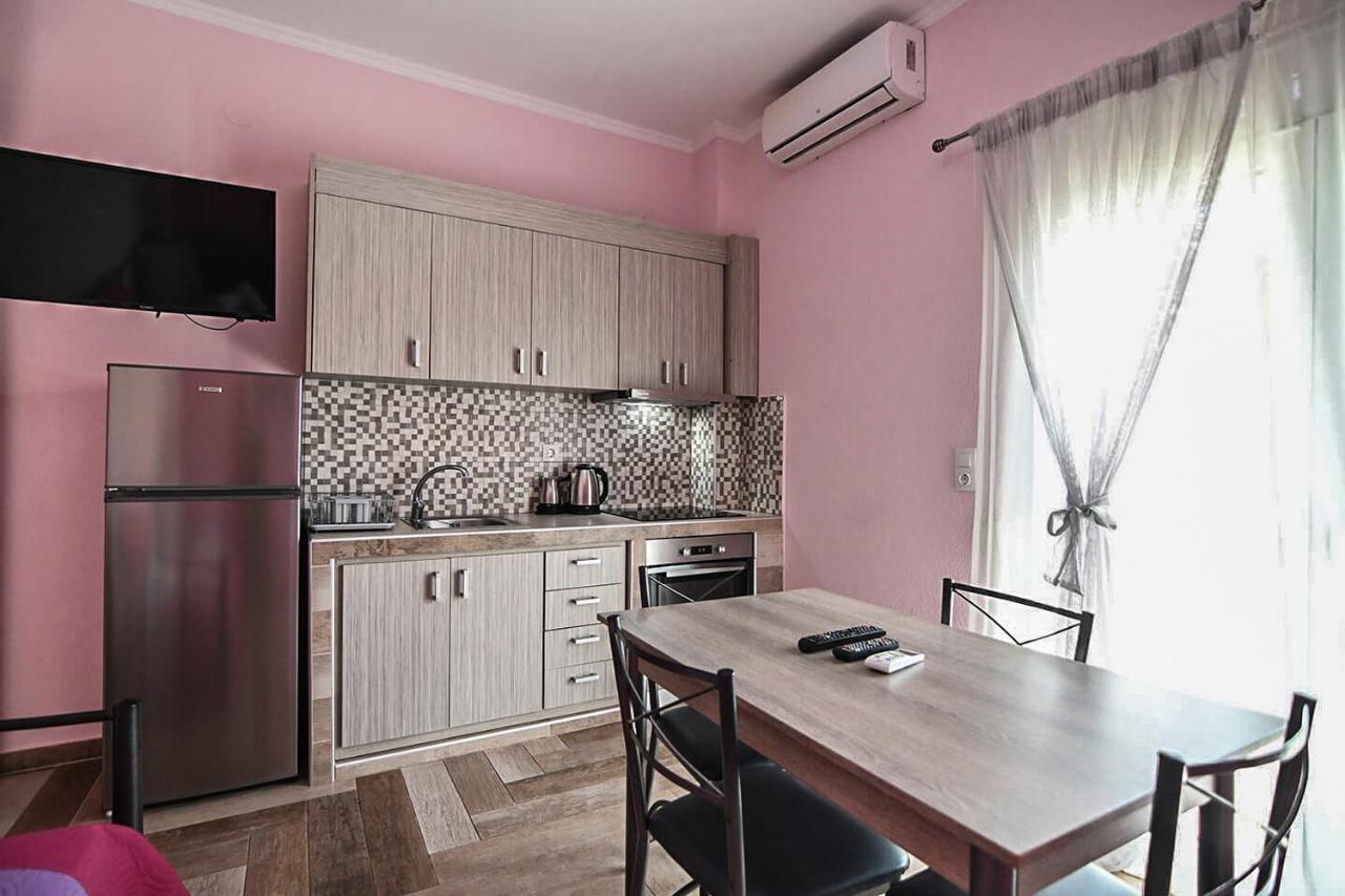 Christodoulos Eleftheria House เนอาวรัสนา ภายนอก รูปภาพ