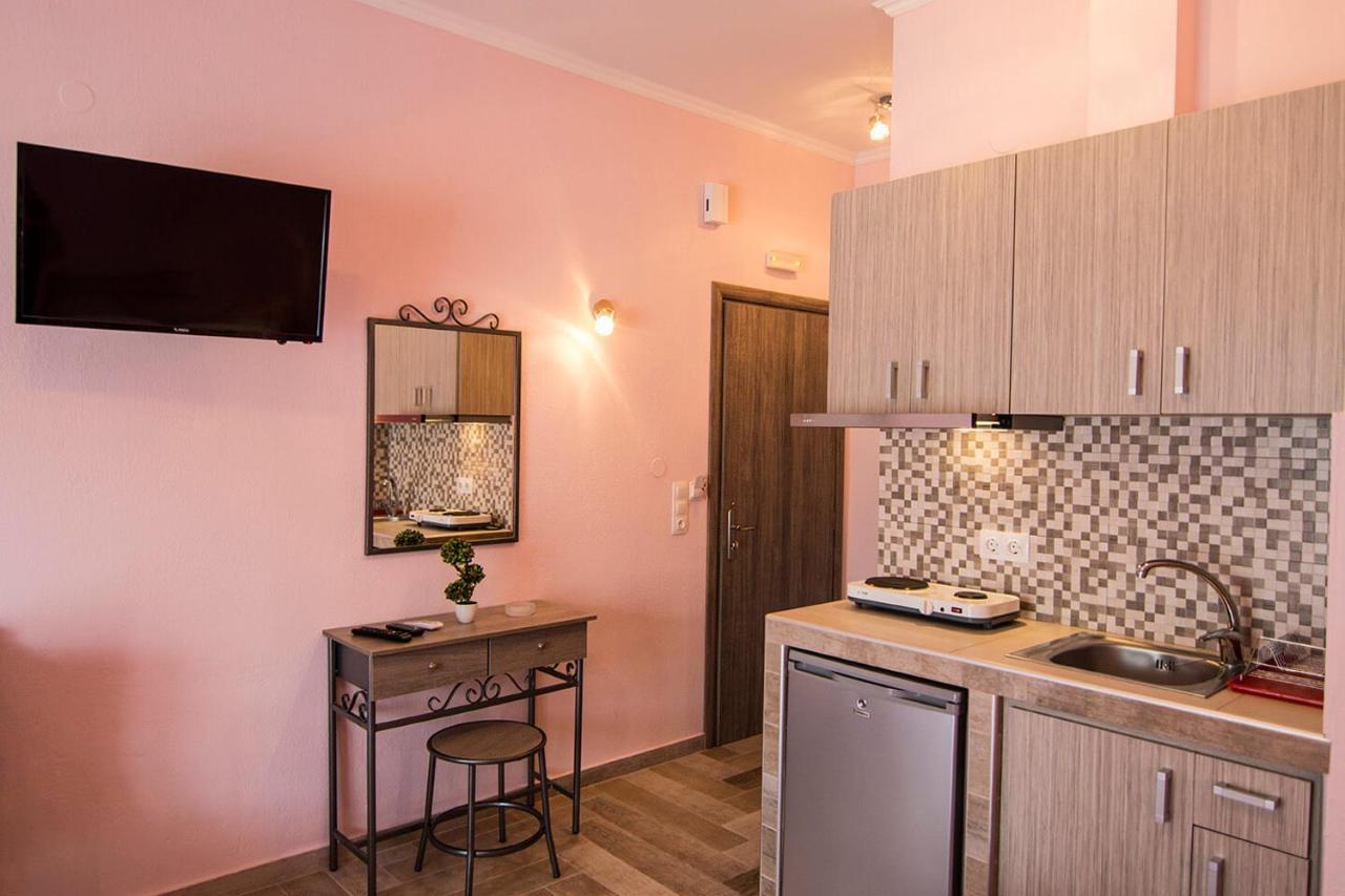 Christodoulos Eleftheria House เนอาวรัสนา ภายนอก รูปภาพ
