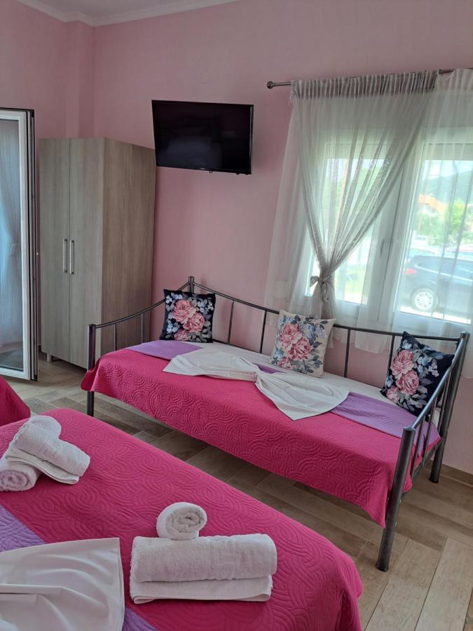 Christodoulos Eleftheria House เนอาวรัสนา ภายนอก รูปภาพ
